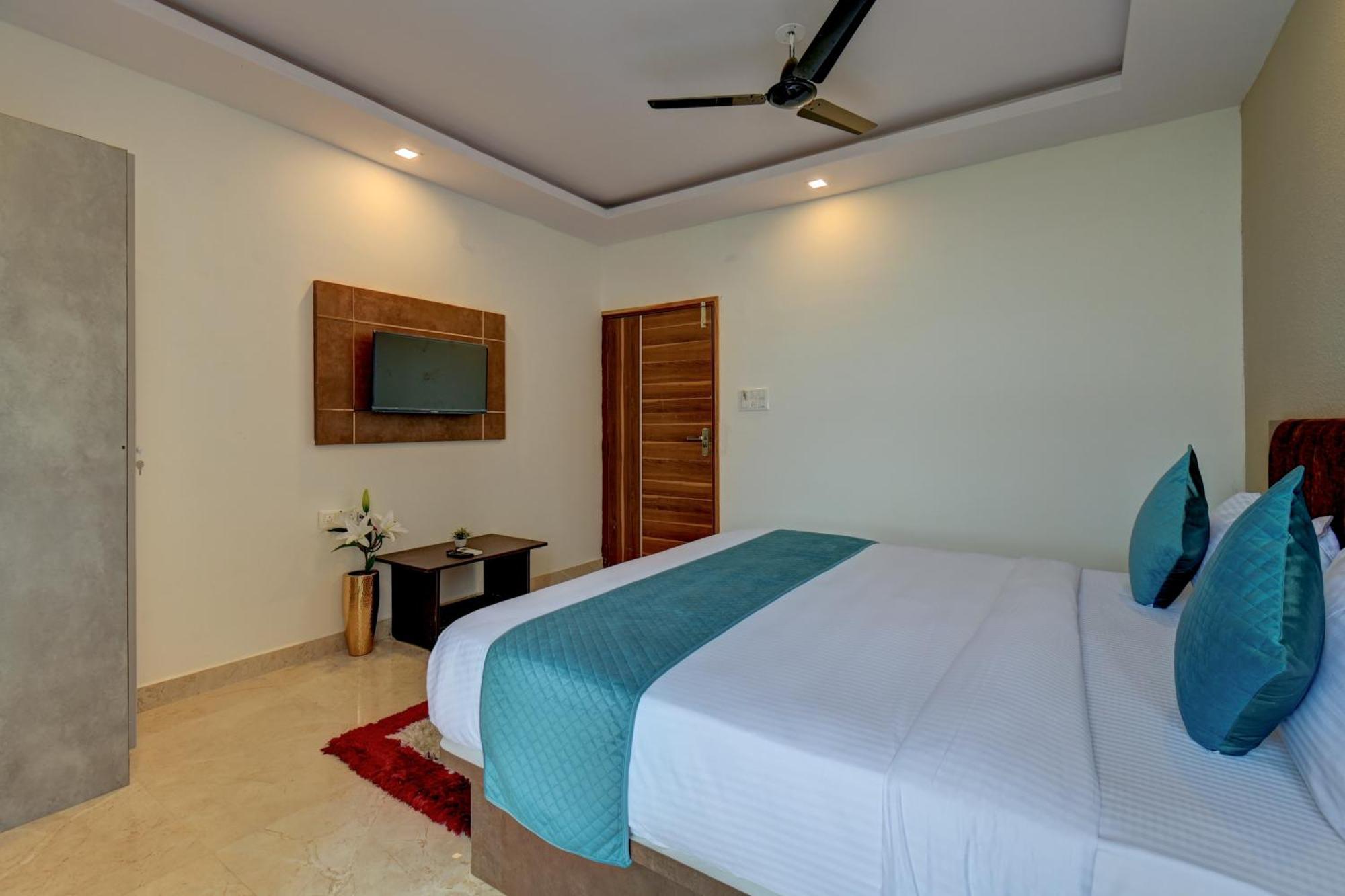 Hotel Cloud 9 Luxury Stay Mysuru Zewnętrze zdjęcie