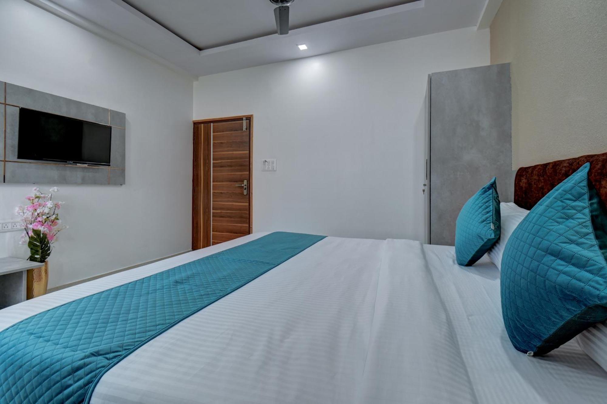 Hotel Cloud 9 Luxury Stay Mysuru Zewnętrze zdjęcie