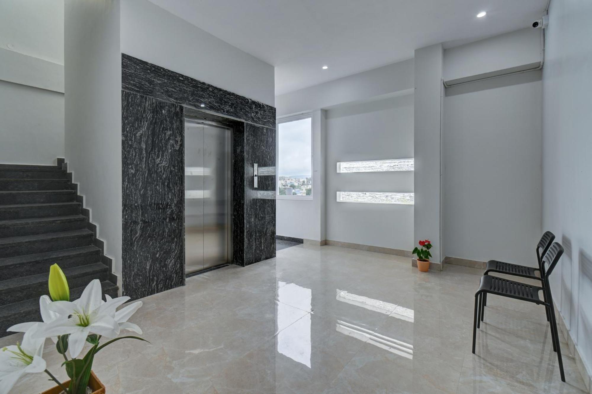 Hotel Cloud 9 Luxury Stay Mysuru Zewnętrze zdjęcie