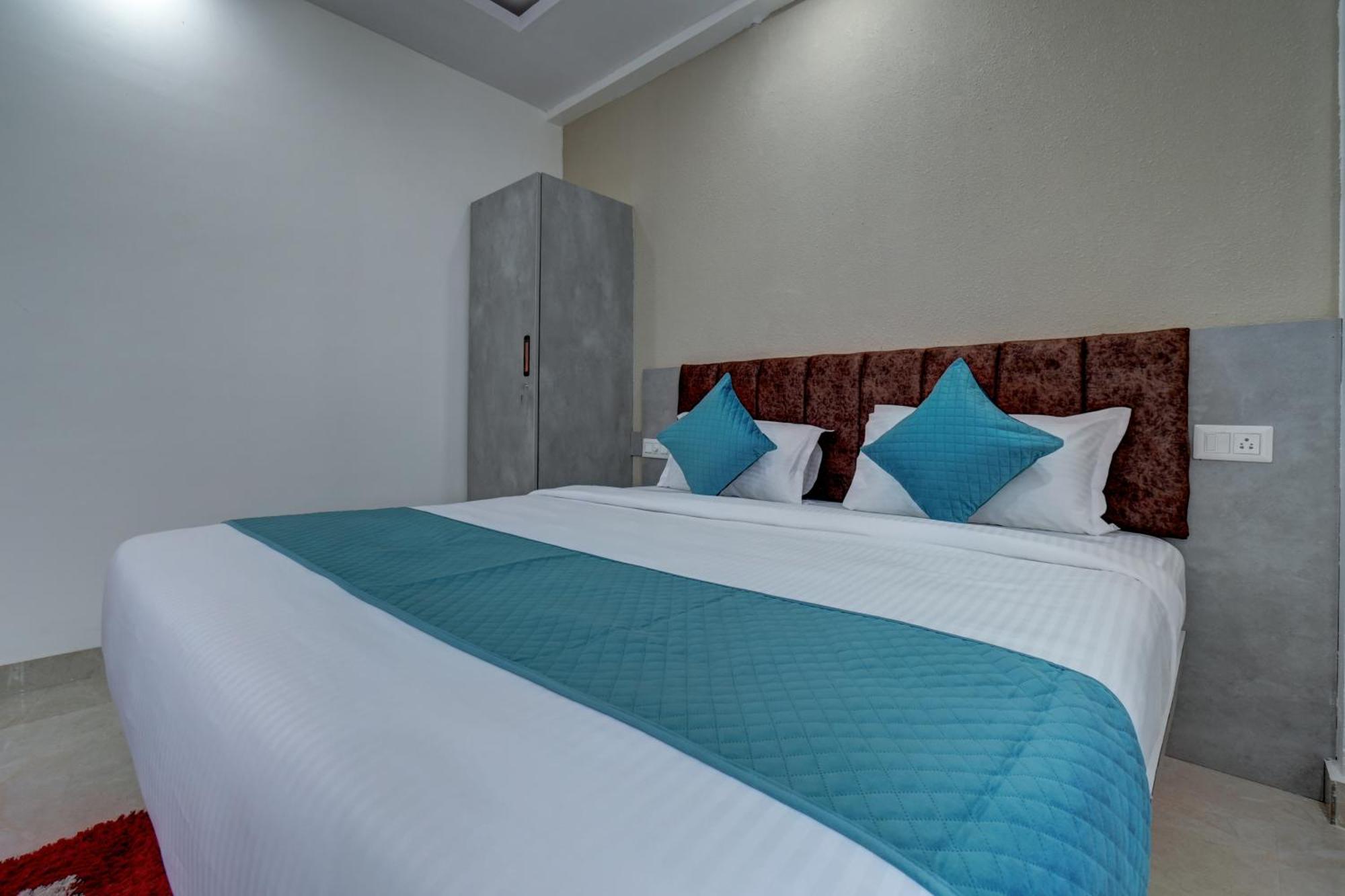 Hotel Cloud 9 Luxury Stay Mysuru Zewnętrze zdjęcie
