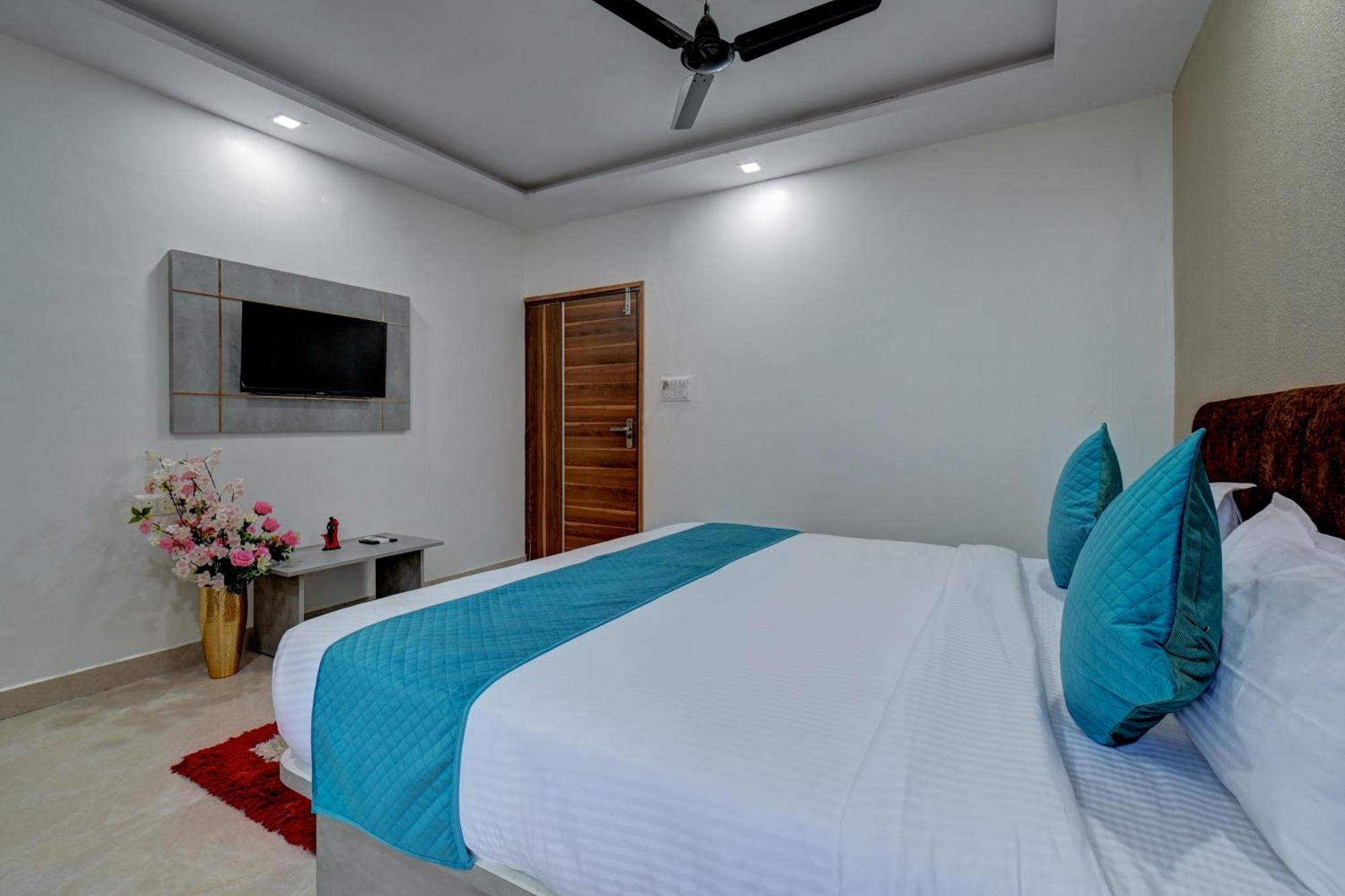 Hotel Cloud 9 Luxury Stay Mysuru Zewnętrze zdjęcie